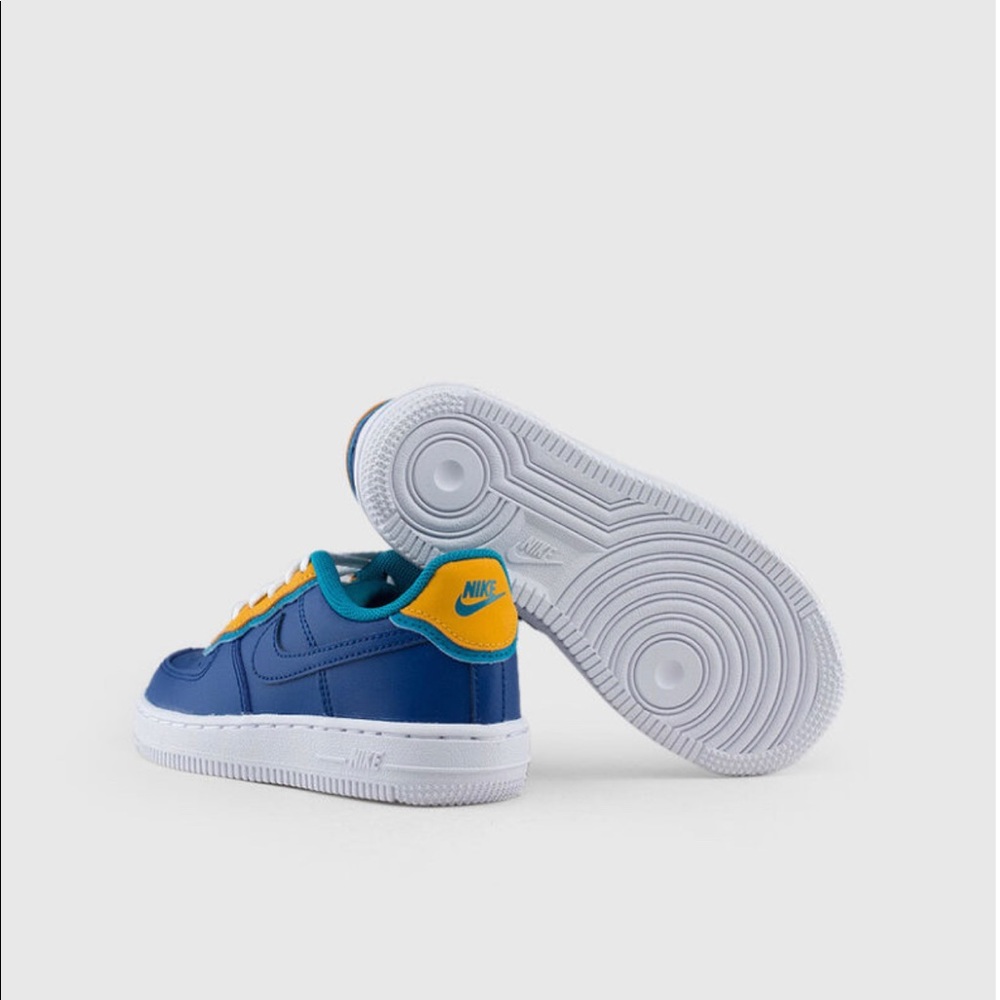Nike Force 1 Lv8 1